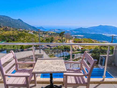  gece  -  Kasım
  | Kalkan Üzümlü'de Deniz Manzaralı 8 Kişilik Muhafazakar Villa